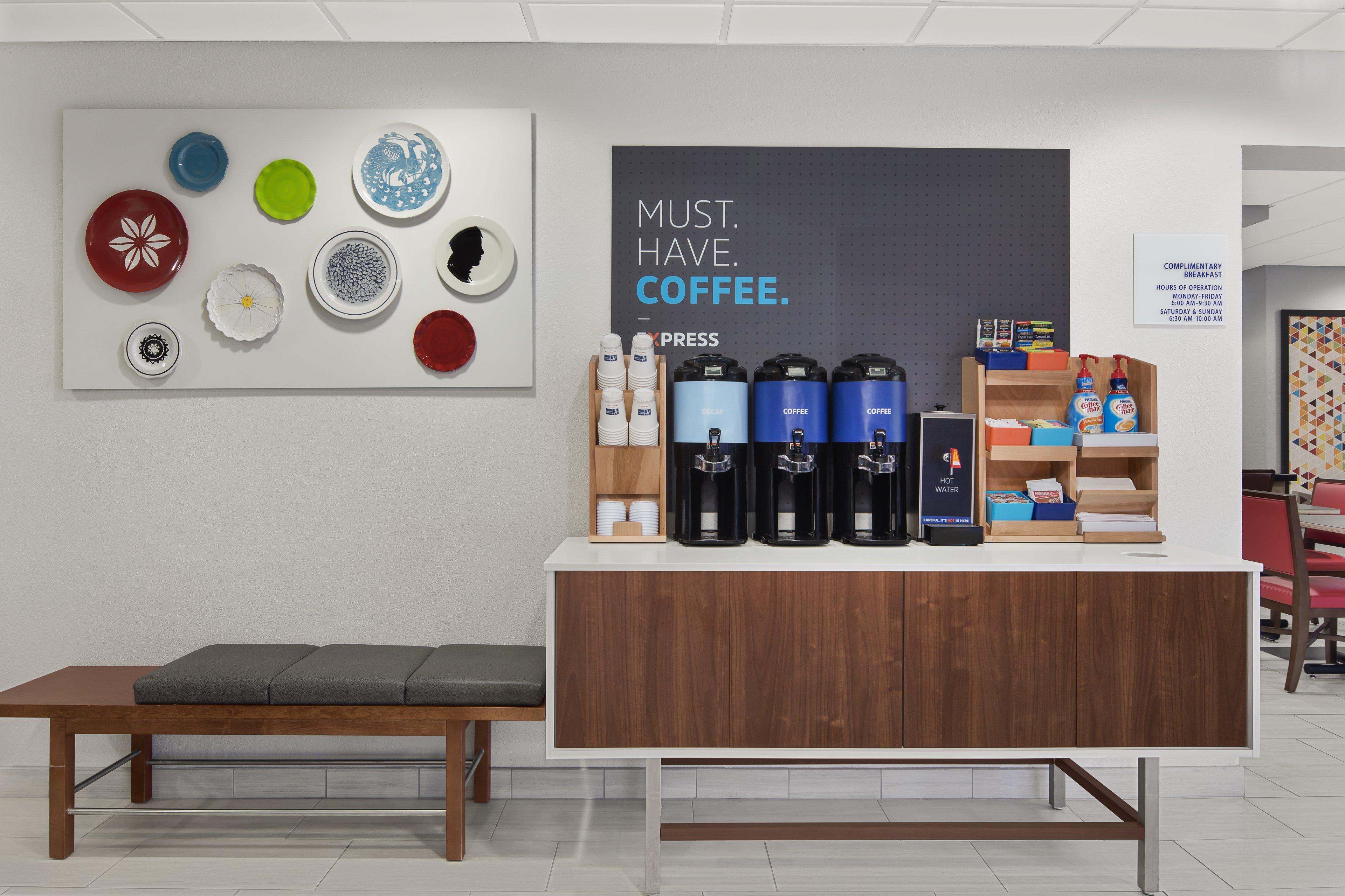 Holiday Inn Express Hotel & Suites Byron By Ihg Экстерьер фото