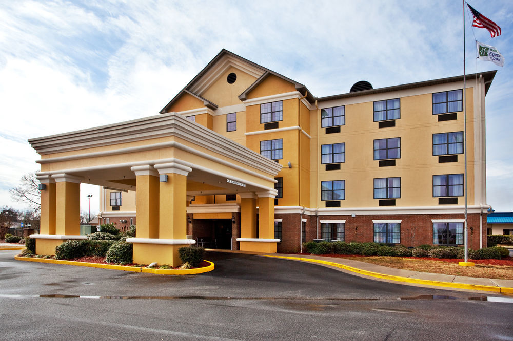 Holiday Inn Express Hotel & Suites Byron By Ihg Экстерьер фото